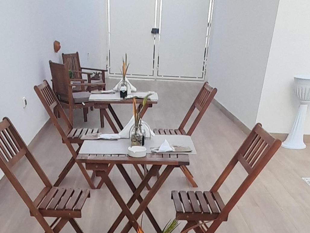 Lux Bed & Breakfast ตาเวียโน ภายนอก รูปภาพ